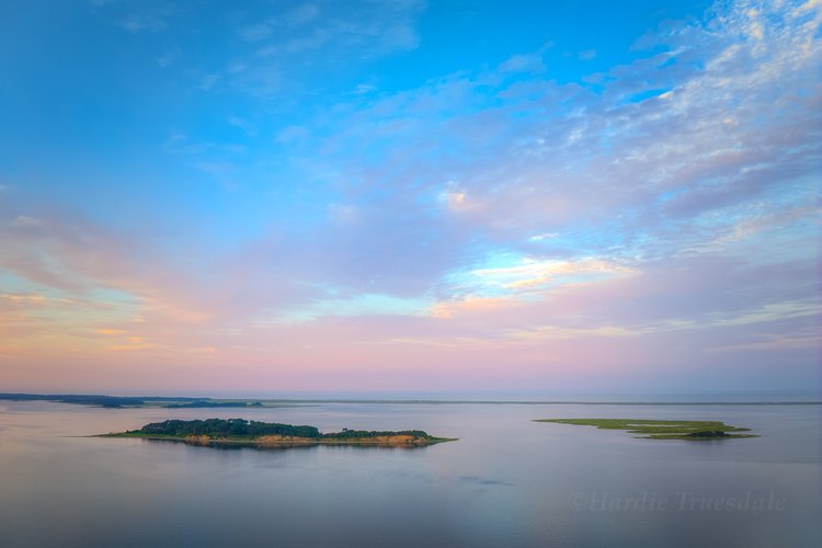 Dusk Sipson Island