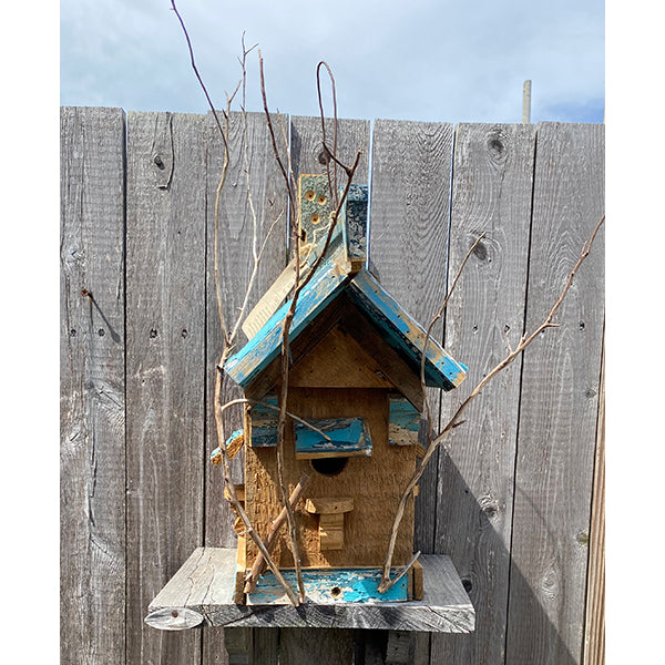 Single Hole Birdhouse with Turquoise Roof