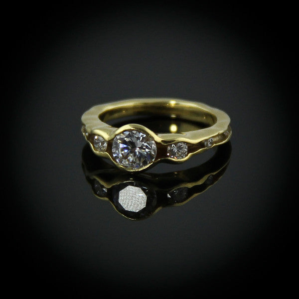 Oyster Ring