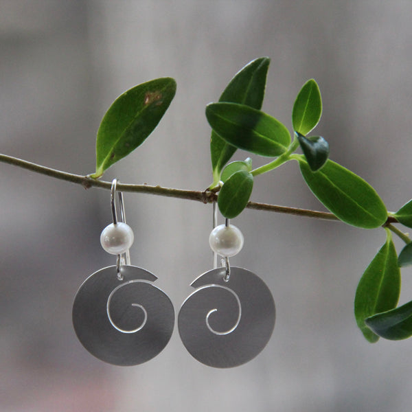 Spiral Disc with Pearl Earrings