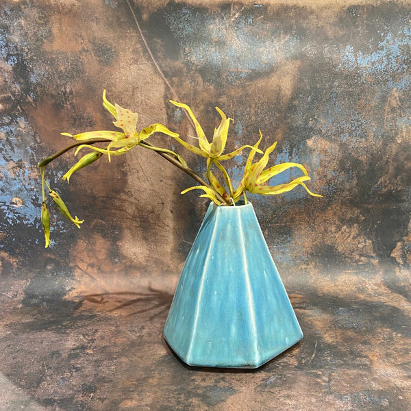 Inverted Vase ~ Teal